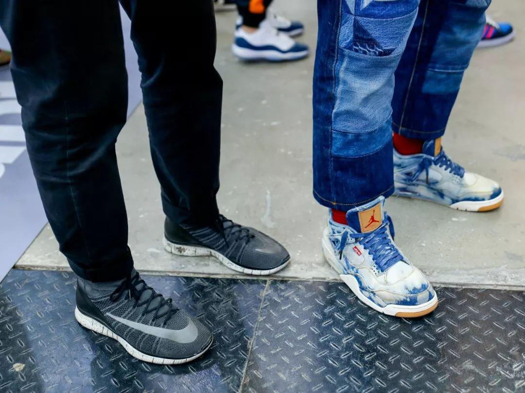 AJ、Yeezy谁更受欢迎？鞋头的本质也是球鞋复读机？