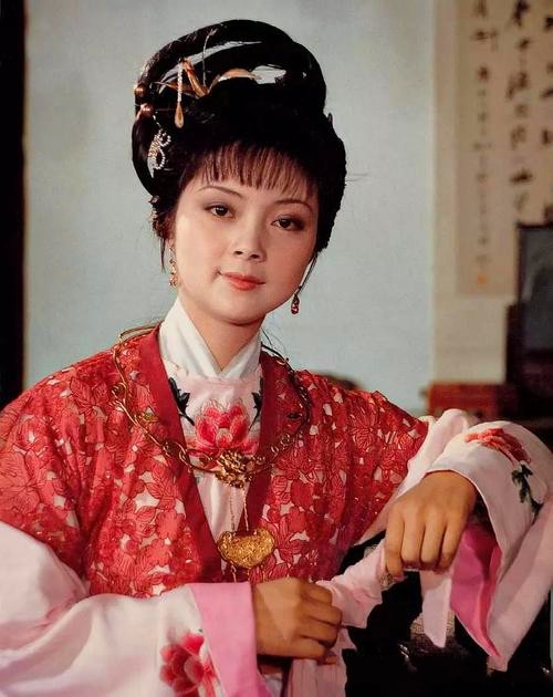 红楼梦探春与哪件事有关,红楼梦中探春故事