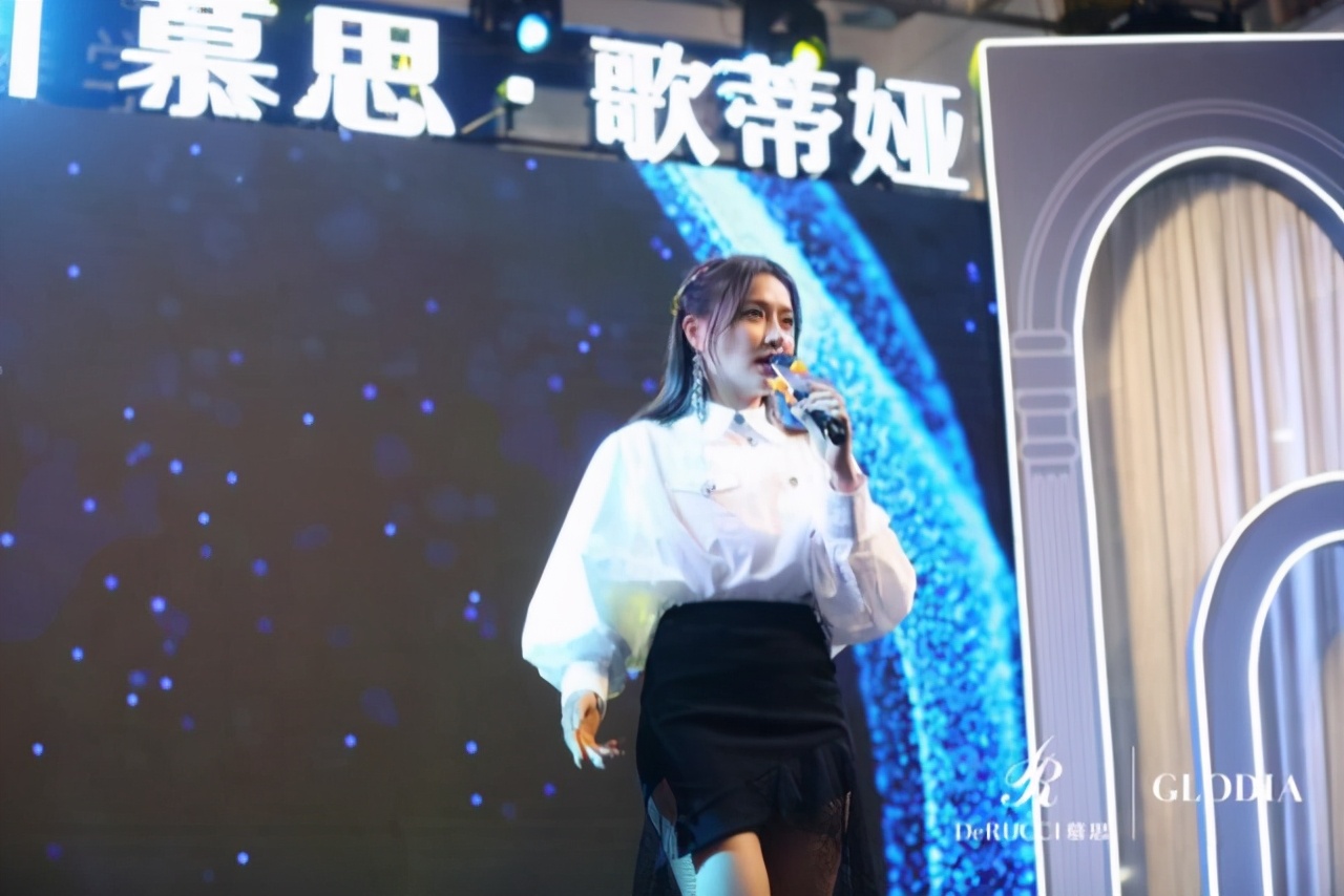 庄心妍化身慕思歌蒂娅好梦推荐官，分享睡眠美学