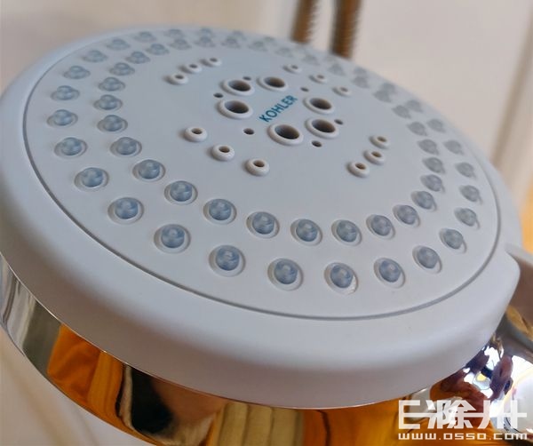 花洒马桶淋浴房怎么选？小编深挖市场，详解产品和报价