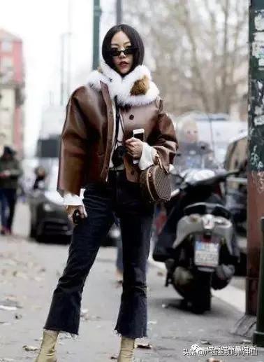 是时候让围巾来“盘活”你的整个衣柜了