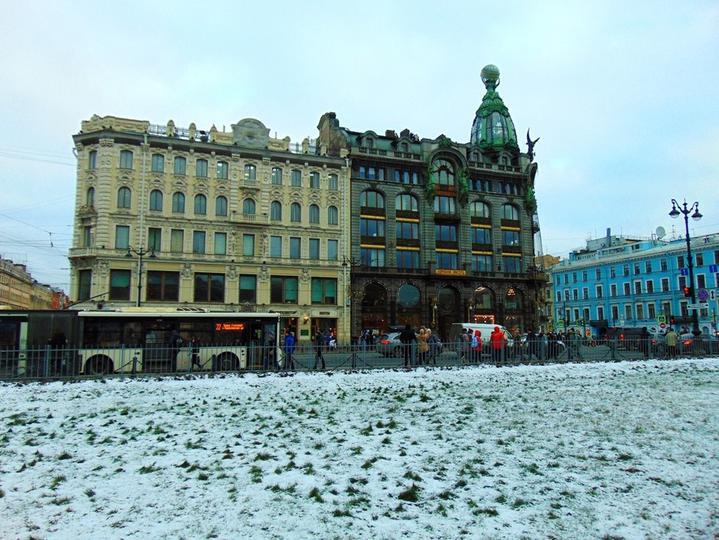 领略俄罗斯涅瓦河异域风情,俄罗斯圣彼得堡的涅瓦大街