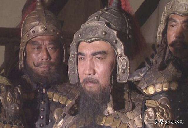 董卓讨伐黄巾起义参加了的战役,董卓孙坚法正陷阵营