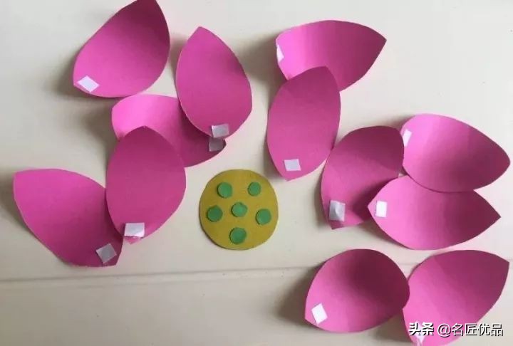 手工制作荷花睡莲,夏天的荷花手工小朋友