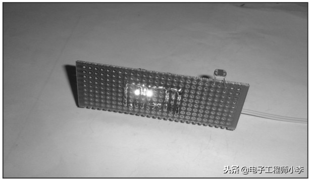 塑料瓶制作单片机,单片机小制作做心形流水灯