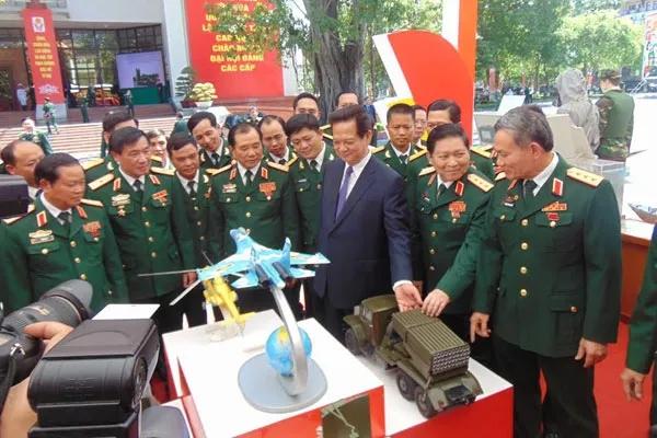 当年号称“世界第三”，如今越南*队军**怎么样，军费都要自己赚