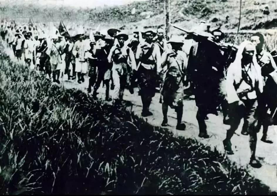 李明圣：*产党共**为什么选择毛*东泽**