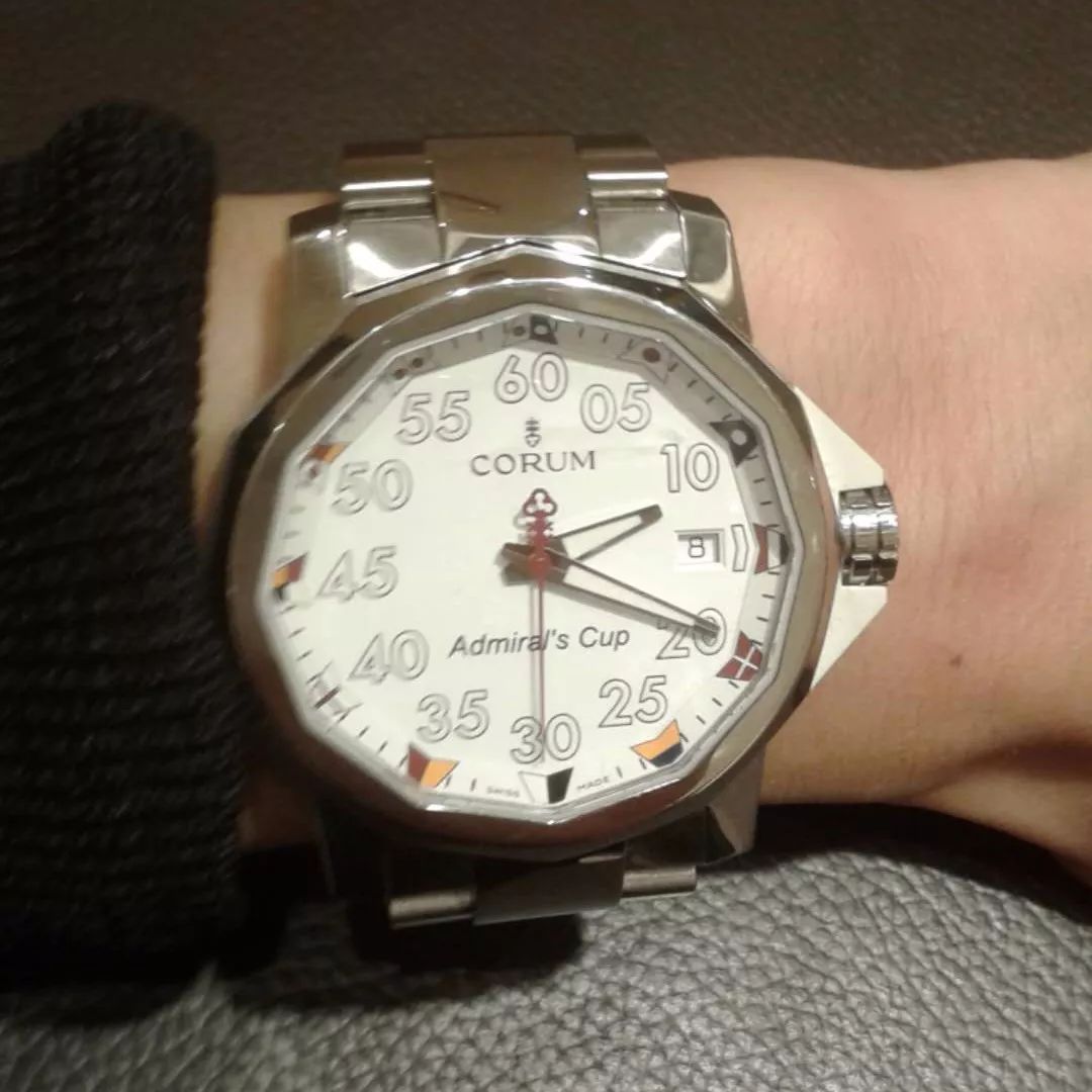 几百块钱买到几千的手表是真的吗,买手表上瘾