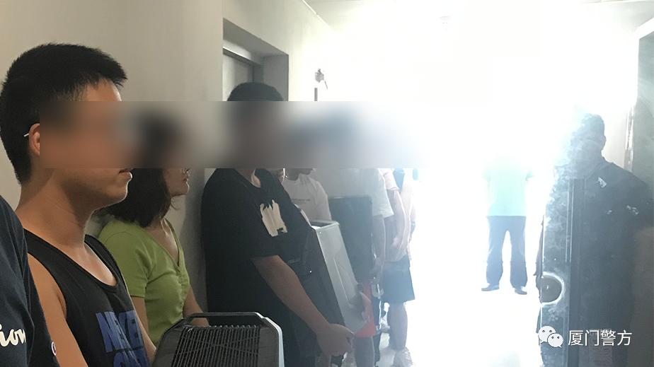 借3000还3万，还用“呼死你”电话轰炸！全抓！