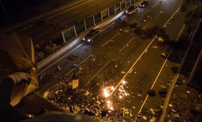 吴健：“*力暴**割据”校园民粹主义侵蚀香港大学