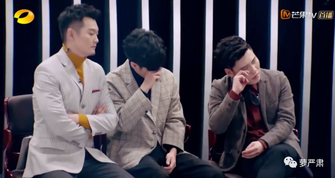 一开始我以为爱上了实力派，没想到他们还全是梗王