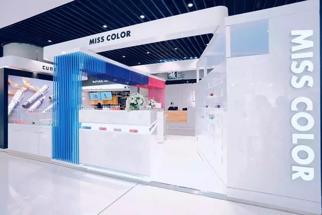 小美甲大产业，为什么投资人、粉丝都乐意跟投这个成都美女？