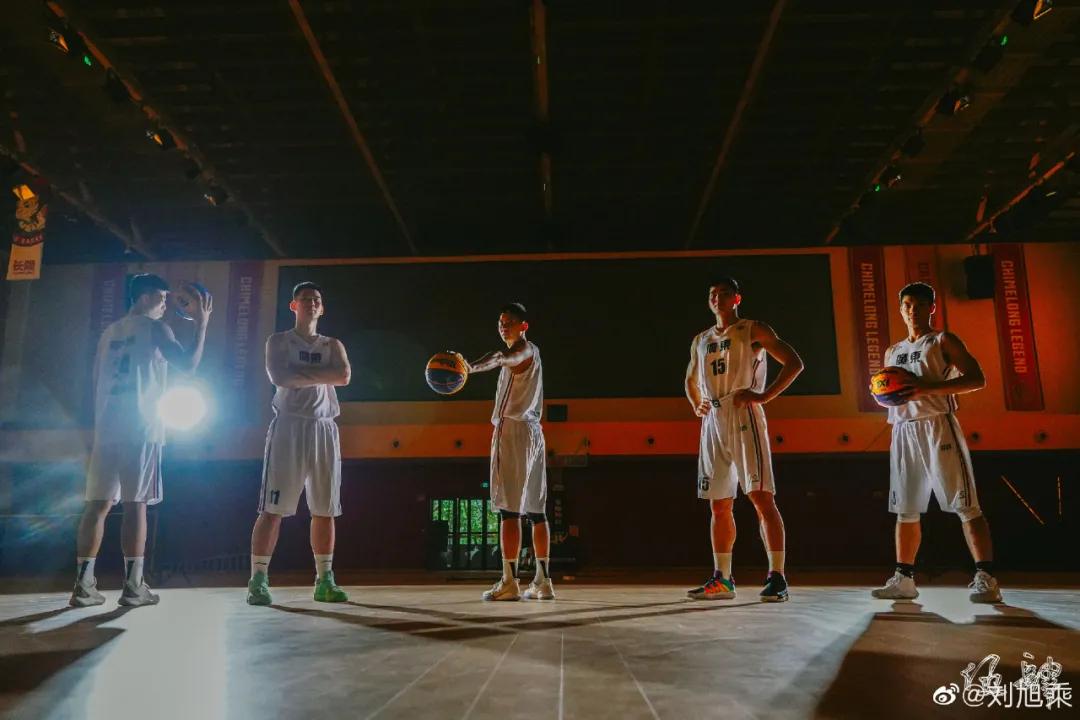 广东男篮最新消息陈国豪,广东男篮最新12人队员名单