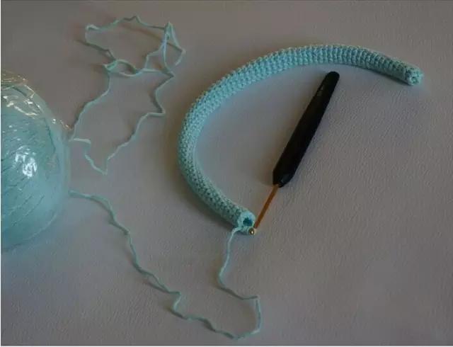 钩发箍教程小朋友,钩个保暖漂亮的发带