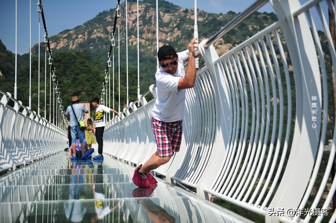 打卡在4000米高空,风靡世界的高空跳伞,悄然改变国人的度假方式