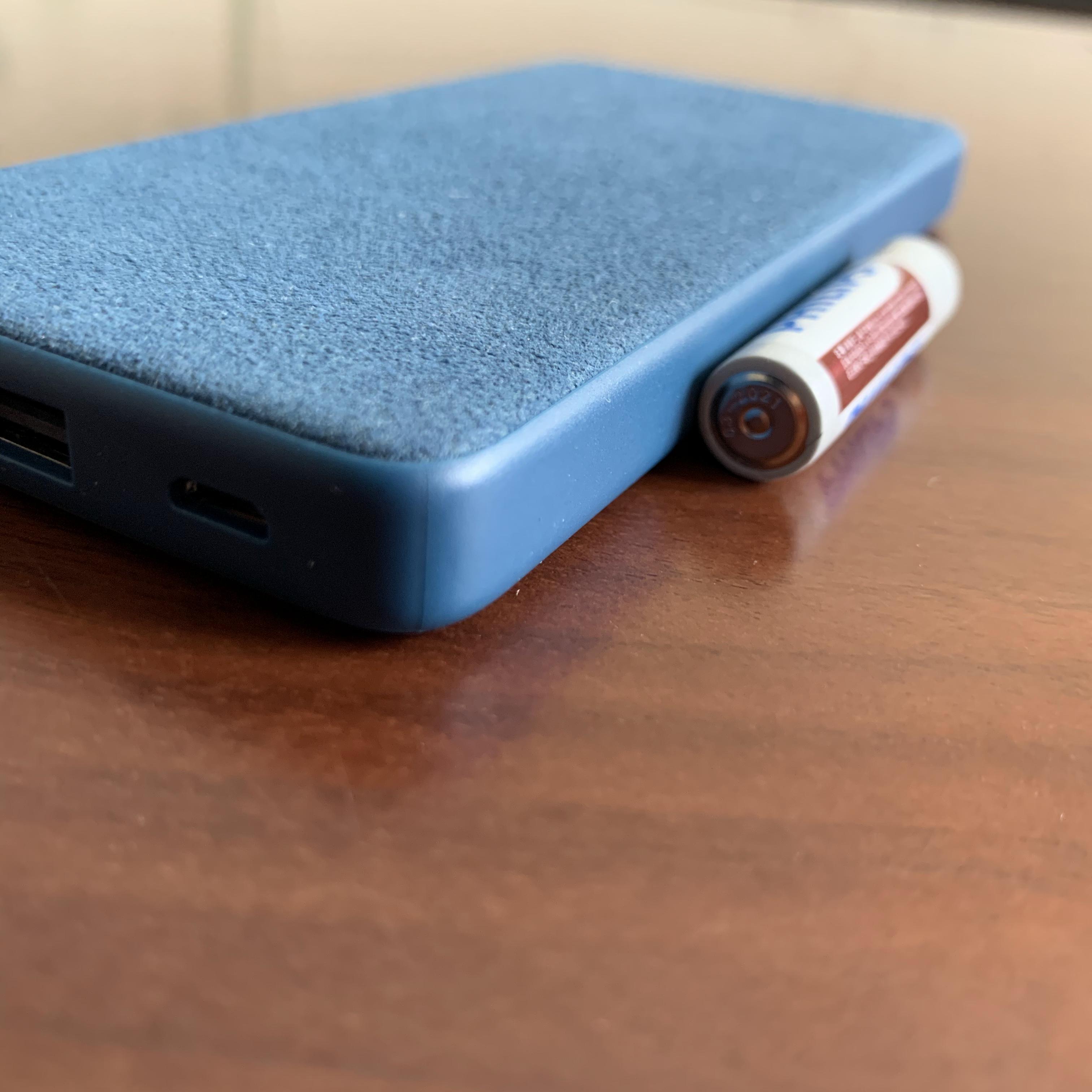 爱国者便携式移动电源,爱国者移动电源开箱