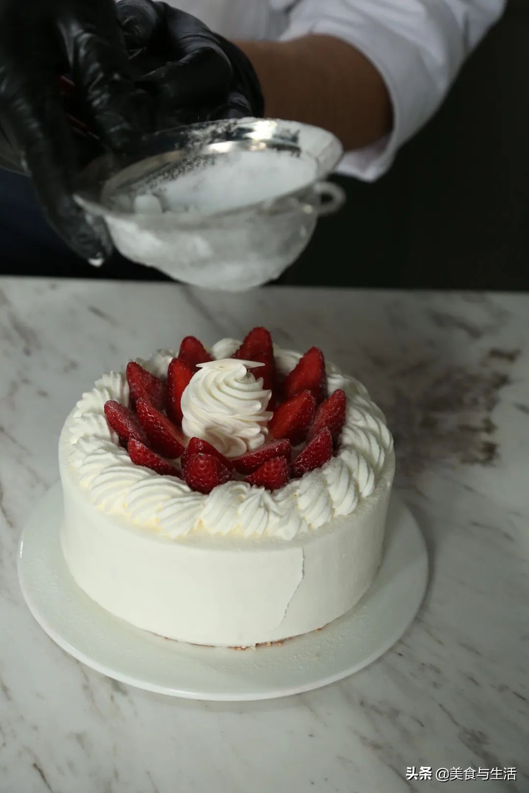 韩国草莓蛋糕,简易草莓蛋糕零基础