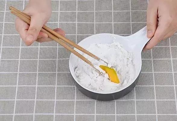 一岁宝宝嘴里有痰偶尔咳嗽,咳嗽有痰喉咙痒最快的方法润肺