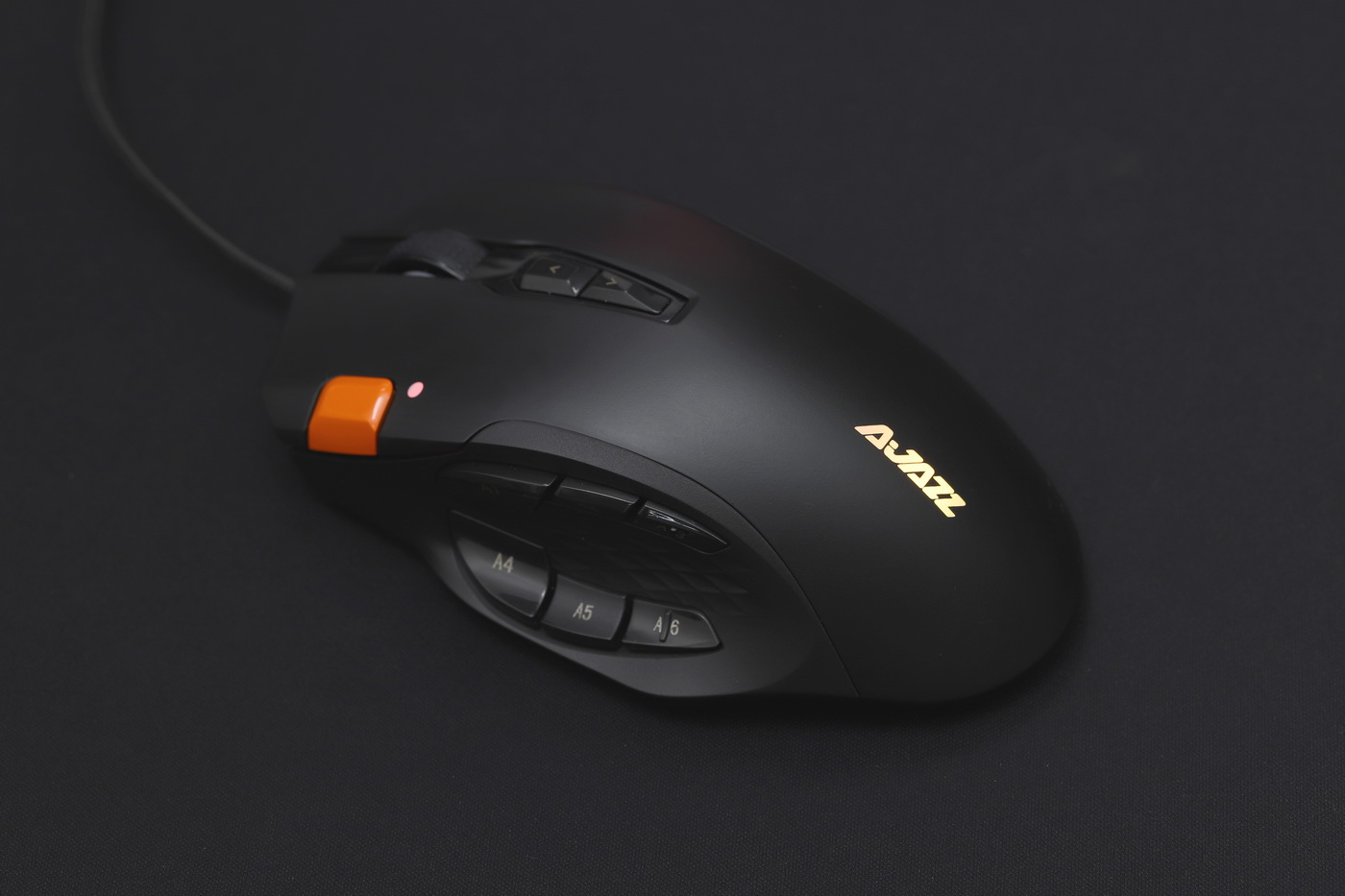 测评吃鸡单手键盘鼠标推荐,绝地求生自动压枪的鼠标推荐