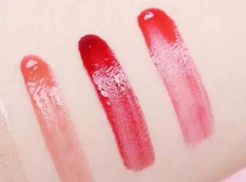 intoyou唇部精华避雷,进来避雷新手化妆误区