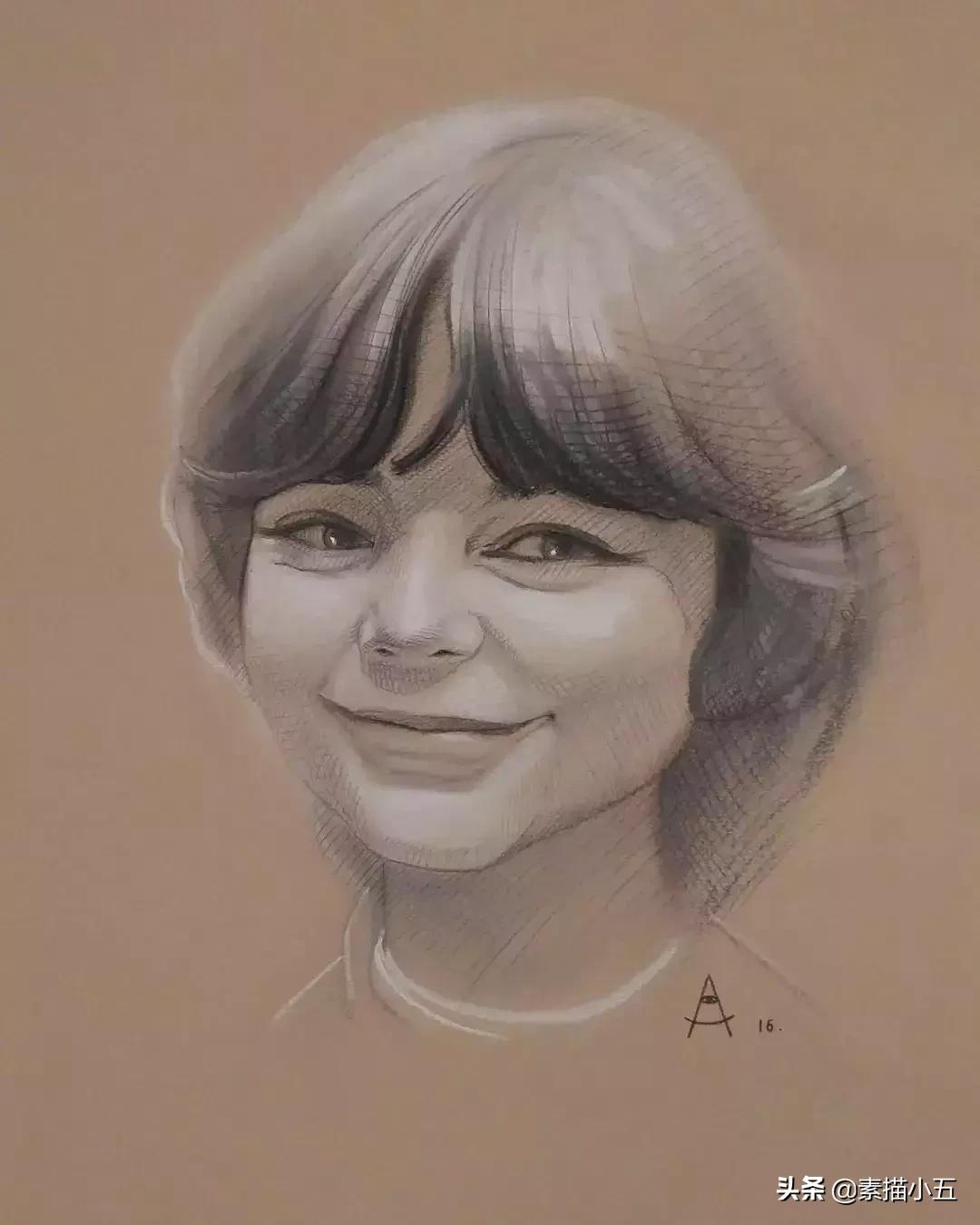 他画的素描无与伦比,他画的画栩栩如生让人拍案叫绝