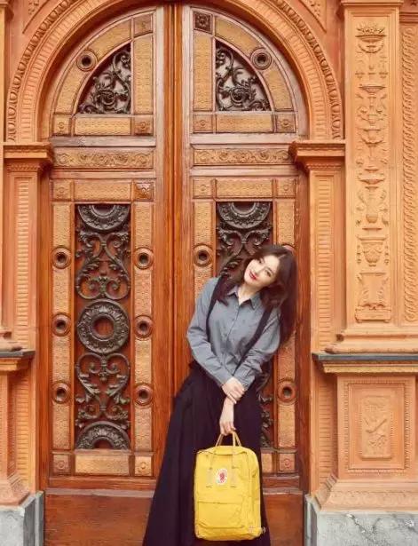 推荐一款轻便的双肩包,轻便百搭双肩包