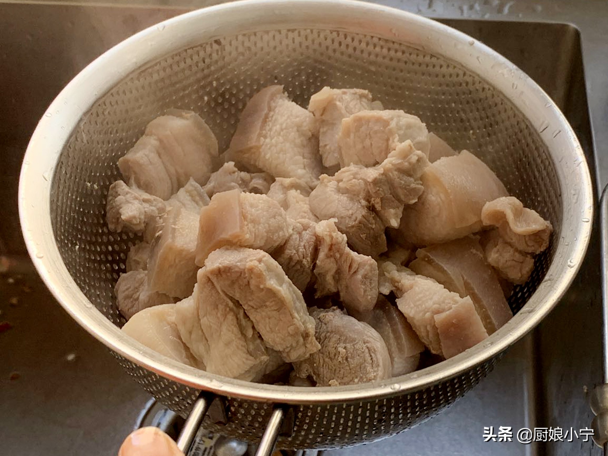 白吉馍和潼关肉夹馍的做法全过程,早餐别再吃油条包子