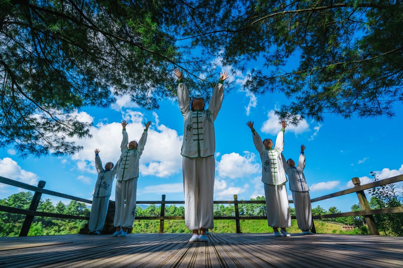 云南腾冲9月旅游攻略,云南腾冲旅游攻略秋天