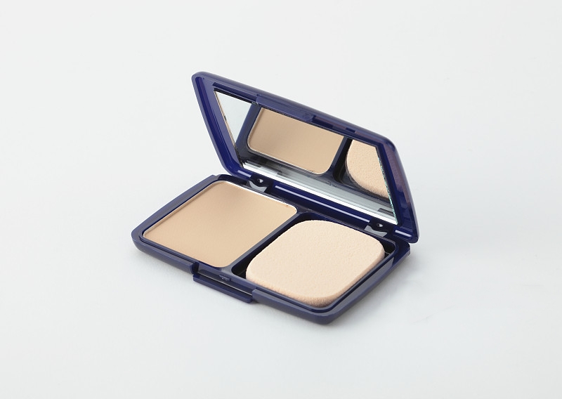 三个化妆手法打造清透自然妆,按美颜思路化妆