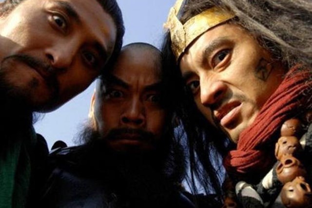 豹子头林冲的个性简介,豹子头林冲的性格和外貌