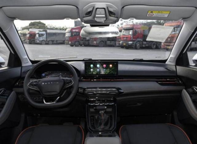 五菱宝骏rs3自动中配落地多少钱,五菱新款汽车上市时间及价格