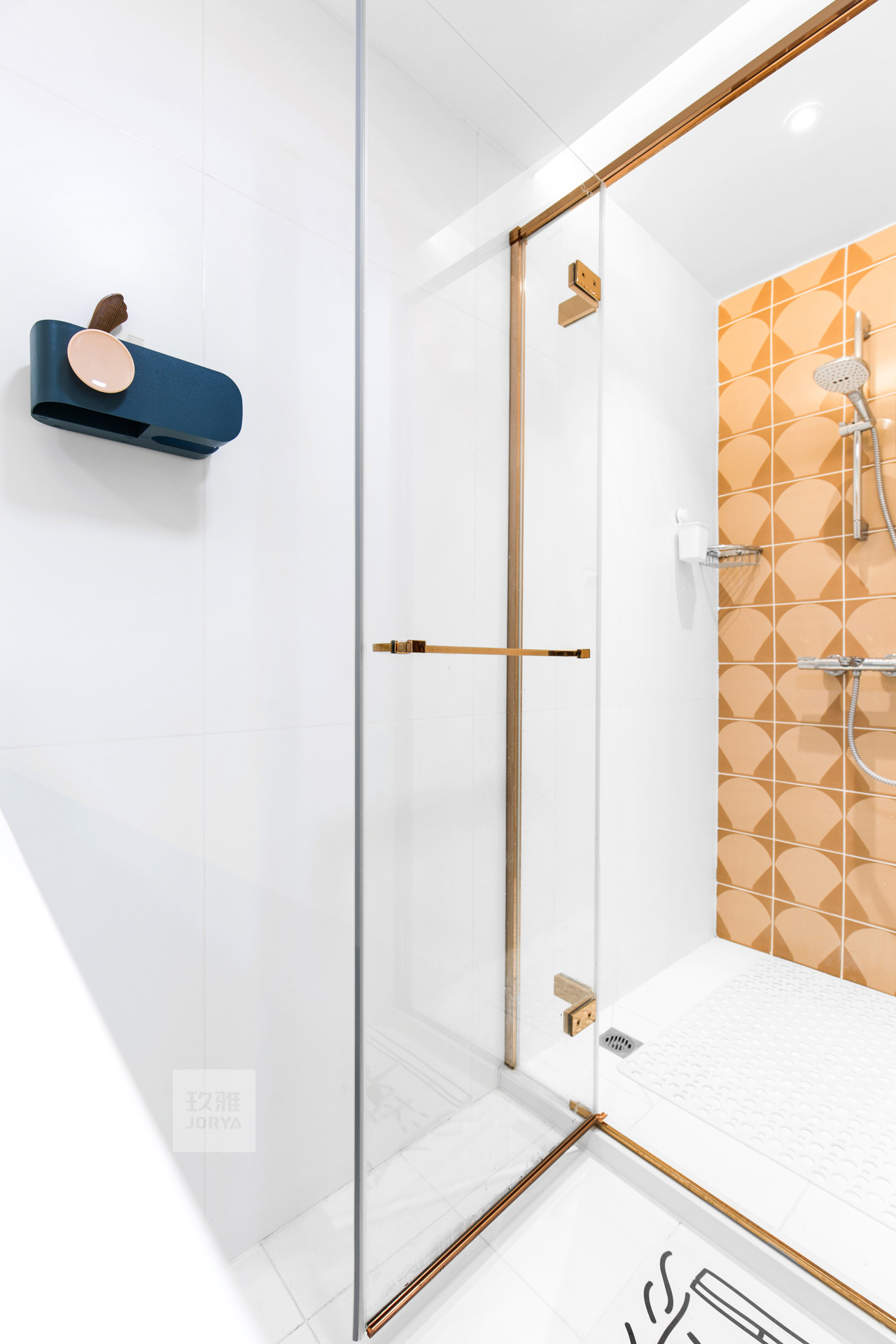 卧室衣柜极简风格,卧室的衣柜怎么显出高级感