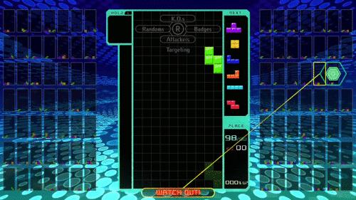 35岁的俄罗斯方块再度火爆，这次居然还能「吃鸡」？！