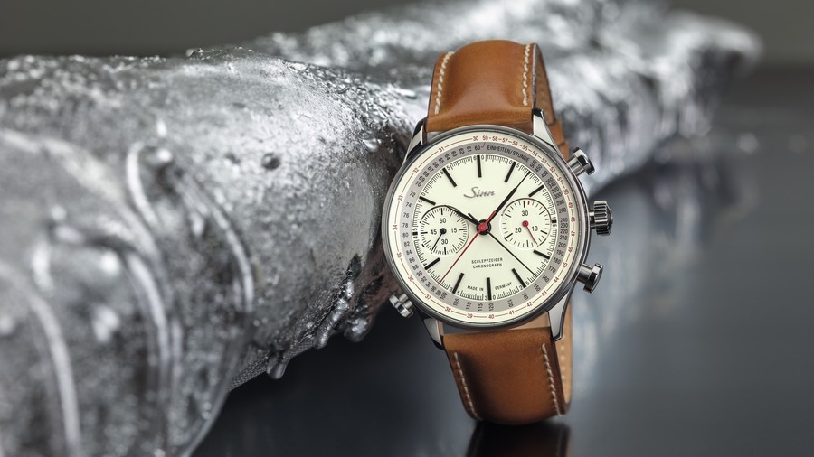 快速给手腕戴一个手环的机器,给我一个时光穿梭机