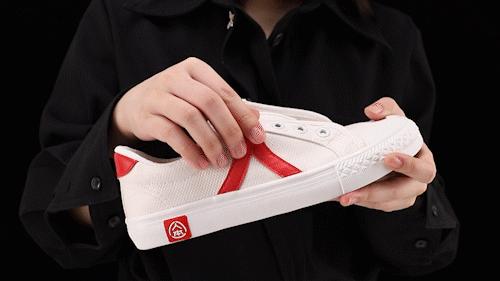 帆布鞋你只认匡威？那是你还没遇见它，89元的人本让你颠覆认知