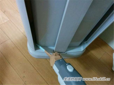 缝隙如何去除灰尘,缝隙里面的垃圾怎么清理