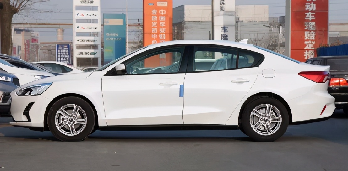 福特福克斯1.5t和1.6自吸哪个好,哪一代福克斯最受欢迎