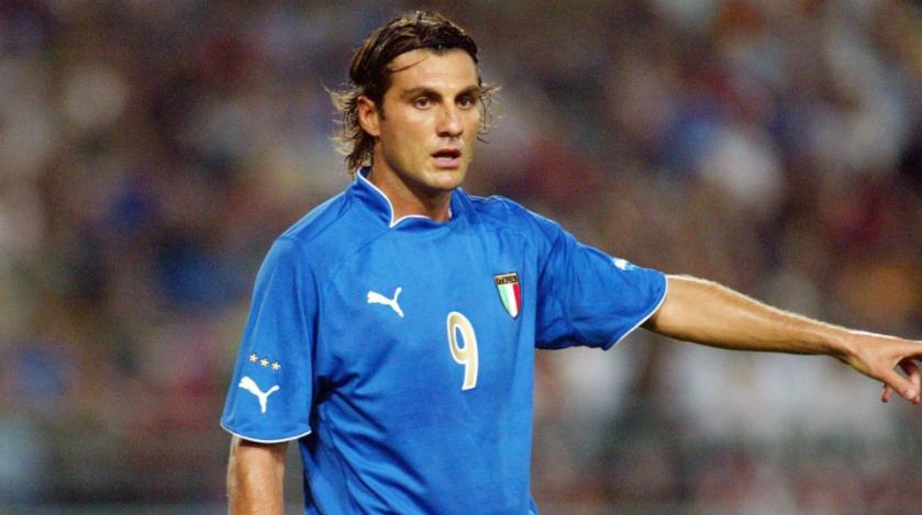 维埃里是不是意大利最强前锋,足坛十大中锋维埃里