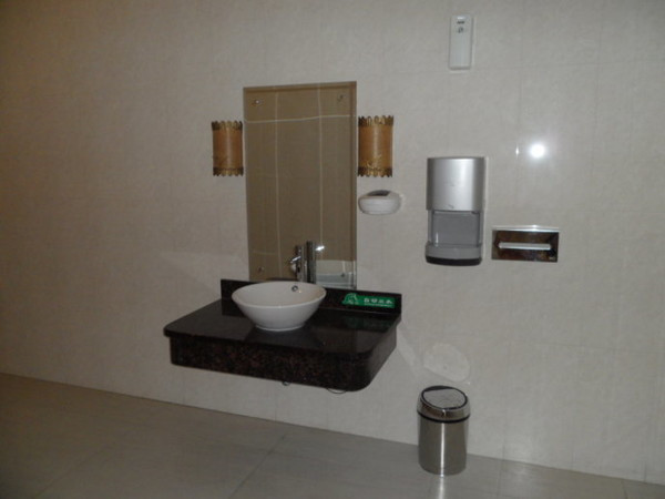 冬季三亚旅游攻略 (七月份去三亚旅行攻略路线推荐)