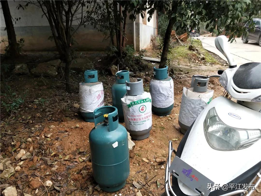 【战疫情】平江县安定镇河圳村村支书的“战地”日记