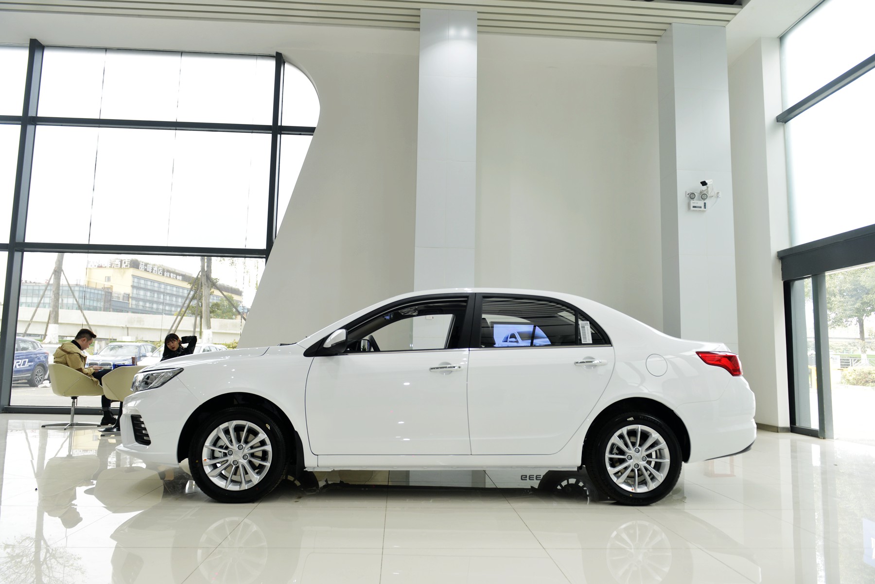 到店试驾感受来自吉利豪越的魅力,吉利新款远景到店实拍