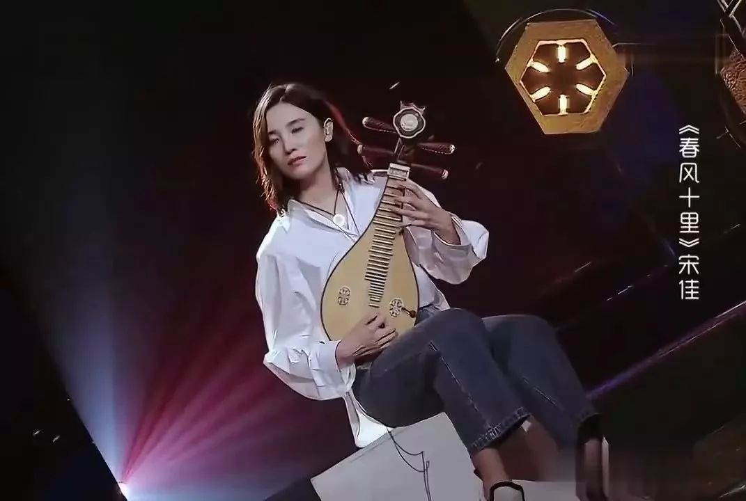 王源弹吉他完整版,王源弹吉他清唱