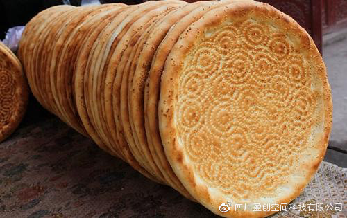 来新疆满足你对馕的所有想象,来了新疆才知道馕不止这一种