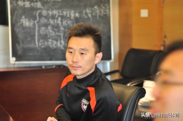 杨昊踢球集锦,足坛跑不死