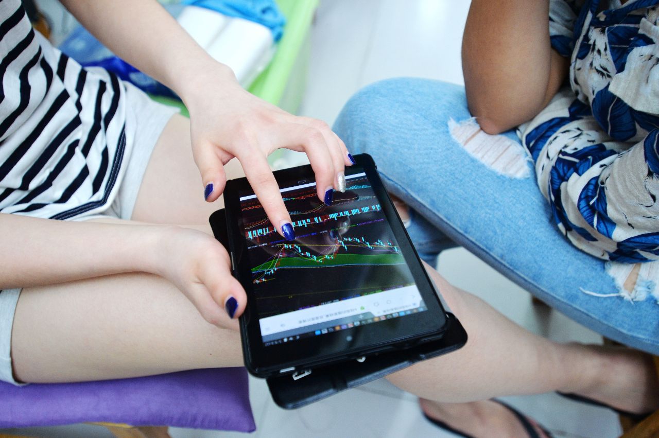 95后入市：经验消灭的痛感，只有年轻才能唤醒