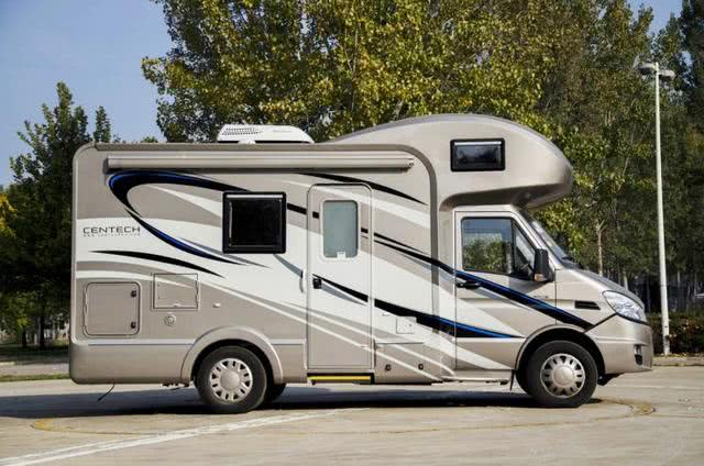 中天依维柯2045越野房车蒙古版,中天房车2021无拓展房车价格