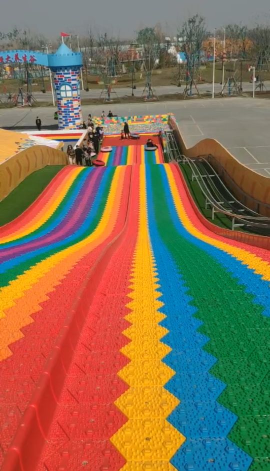 乌鲁木齐带娃娃去哪里玩比较好,乌鲁木齐周边带娃娃玩的地方