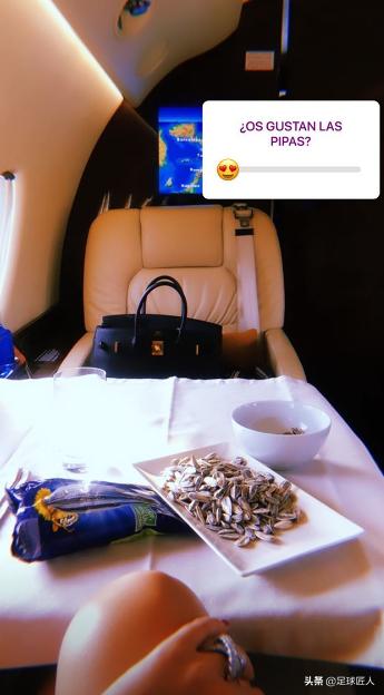 c罗和女友乔治娜惊艳写真图片,乔治娜和c罗的甜蜜瞬间