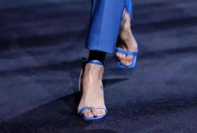 ep雅莹女神节,ep雅莹小西装