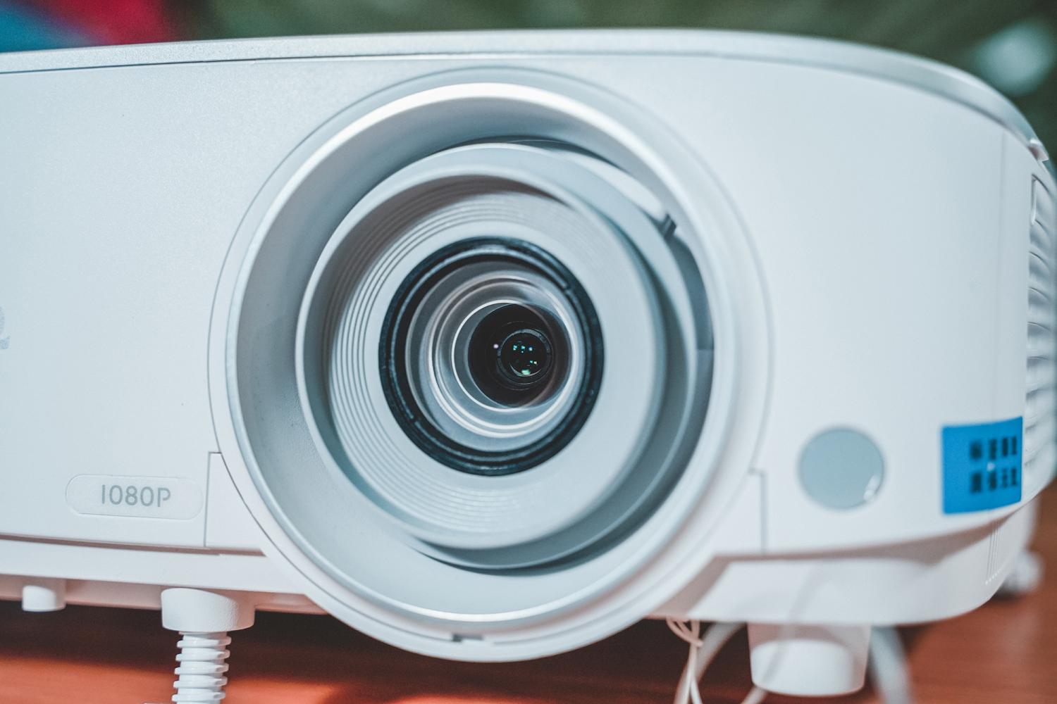 1024x768明基投影仪颗粒感测评,明基i706投影仪评测